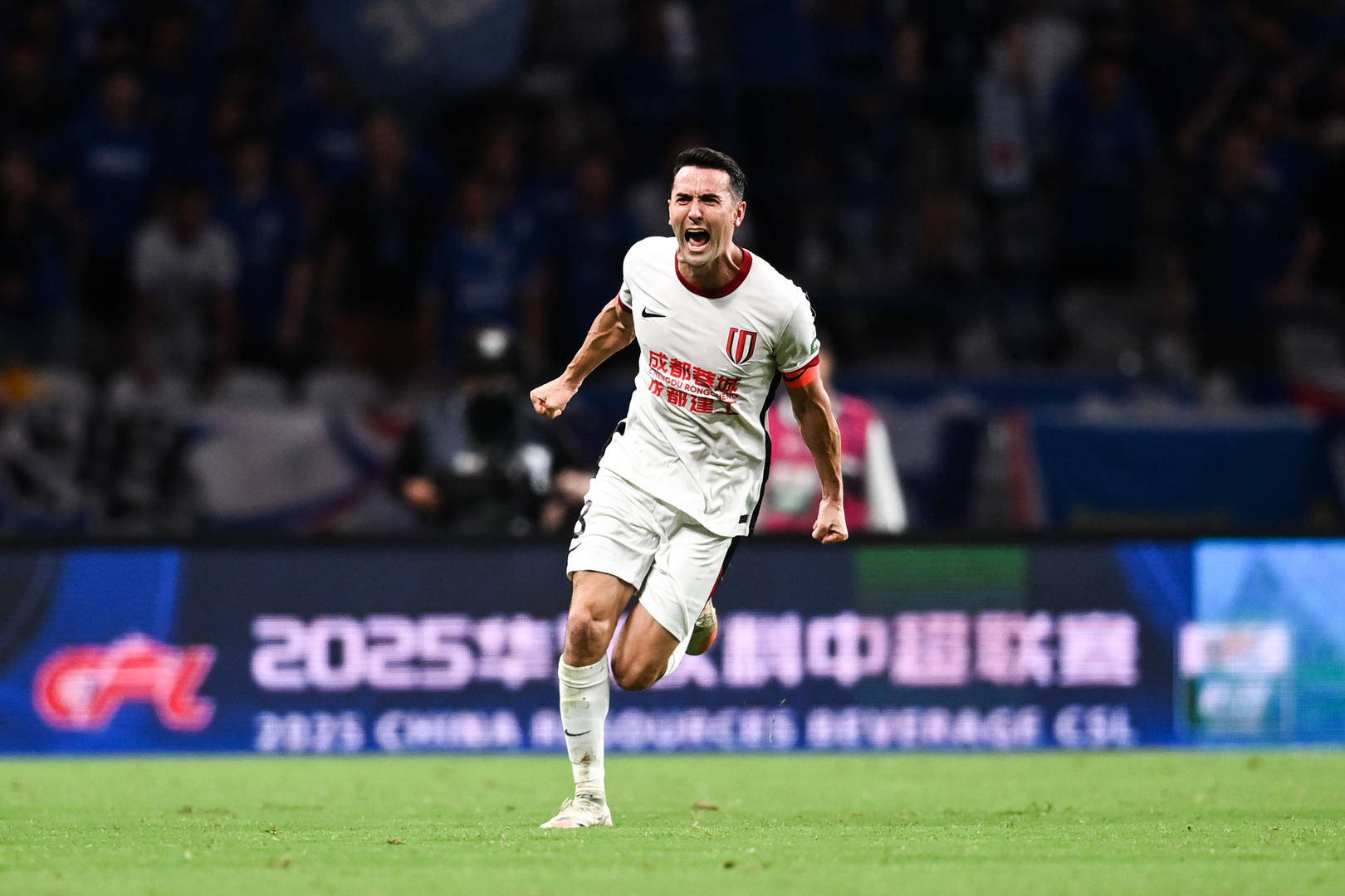 九游体育下载-赛地聚焦：亚冠冲刺阶段热度飙升，斯图加特绝杀压哨，底气十足，训练强度明显提升(FM2024阿森纳)